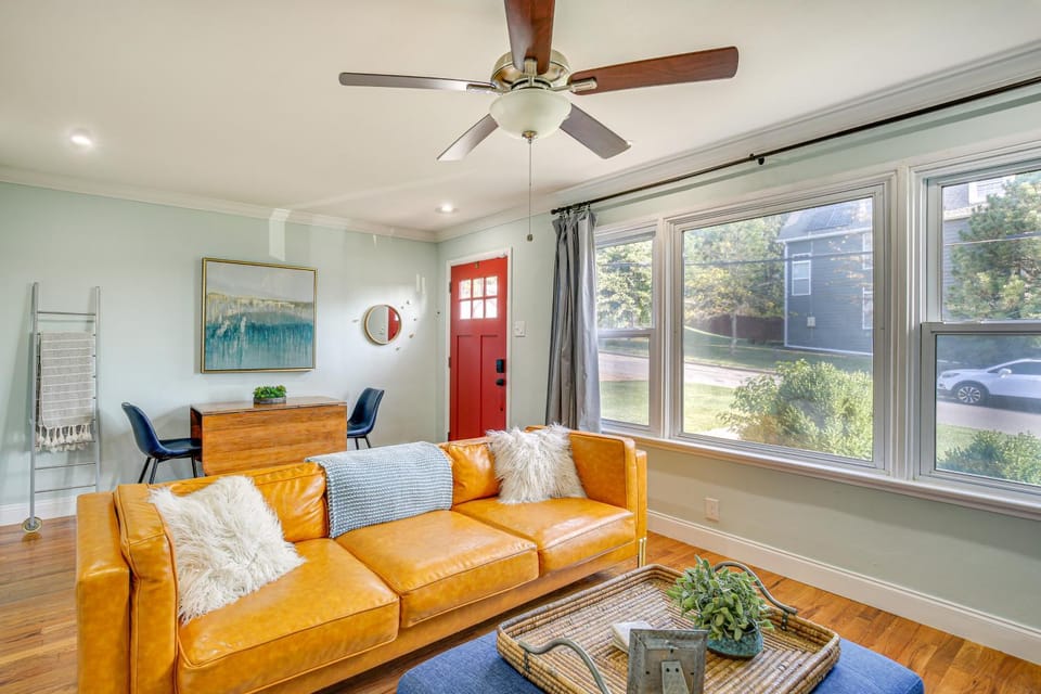 St Louis Home < 1 Mi to Forest Park! House in Saint Louis