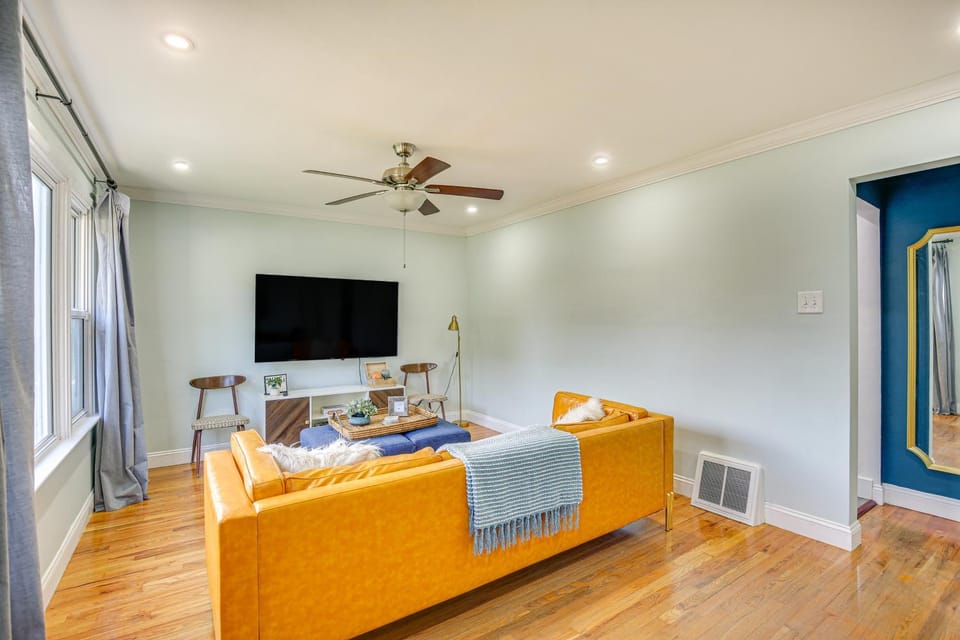 St Louis Home < 1 Mi to Forest Park! House in Saint Louis