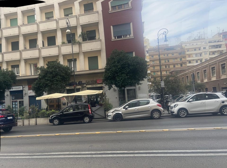Neighbourhood, Street view, Parking