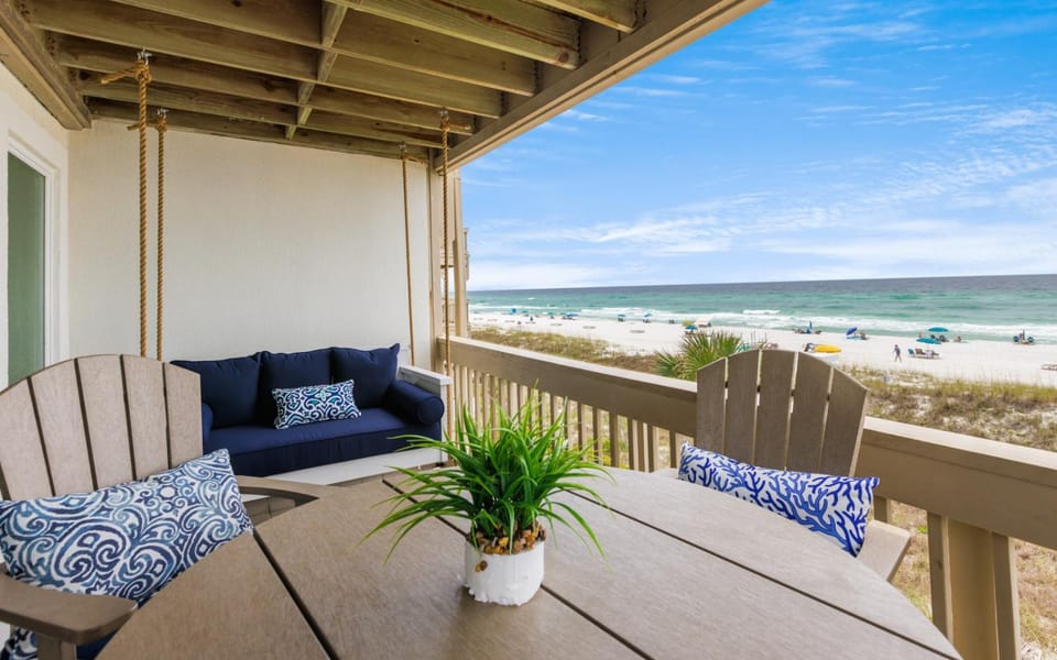 The Little Round Up by Oversee 30A House in Sunnyside
