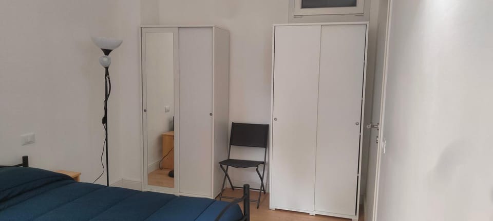 locker, wardrobe