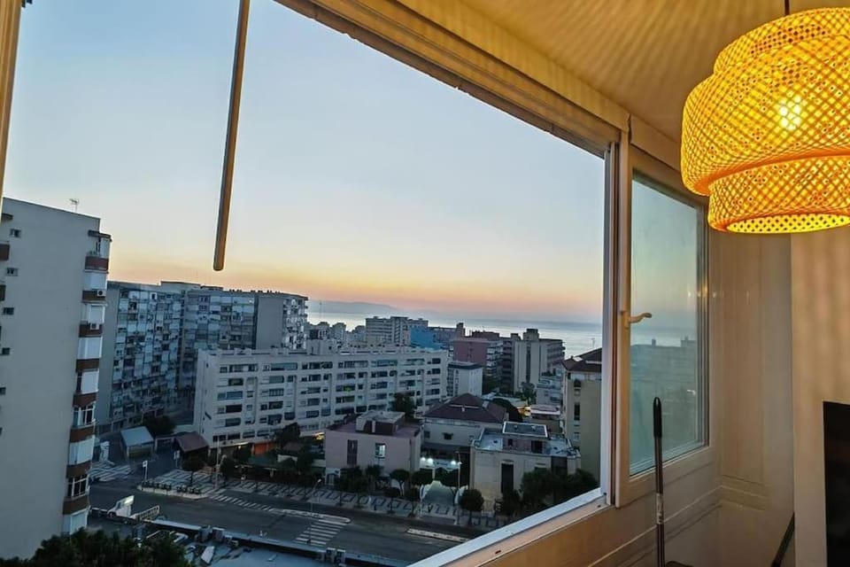 Le Nest City Center Torremolinos Apartment in Torremolinos