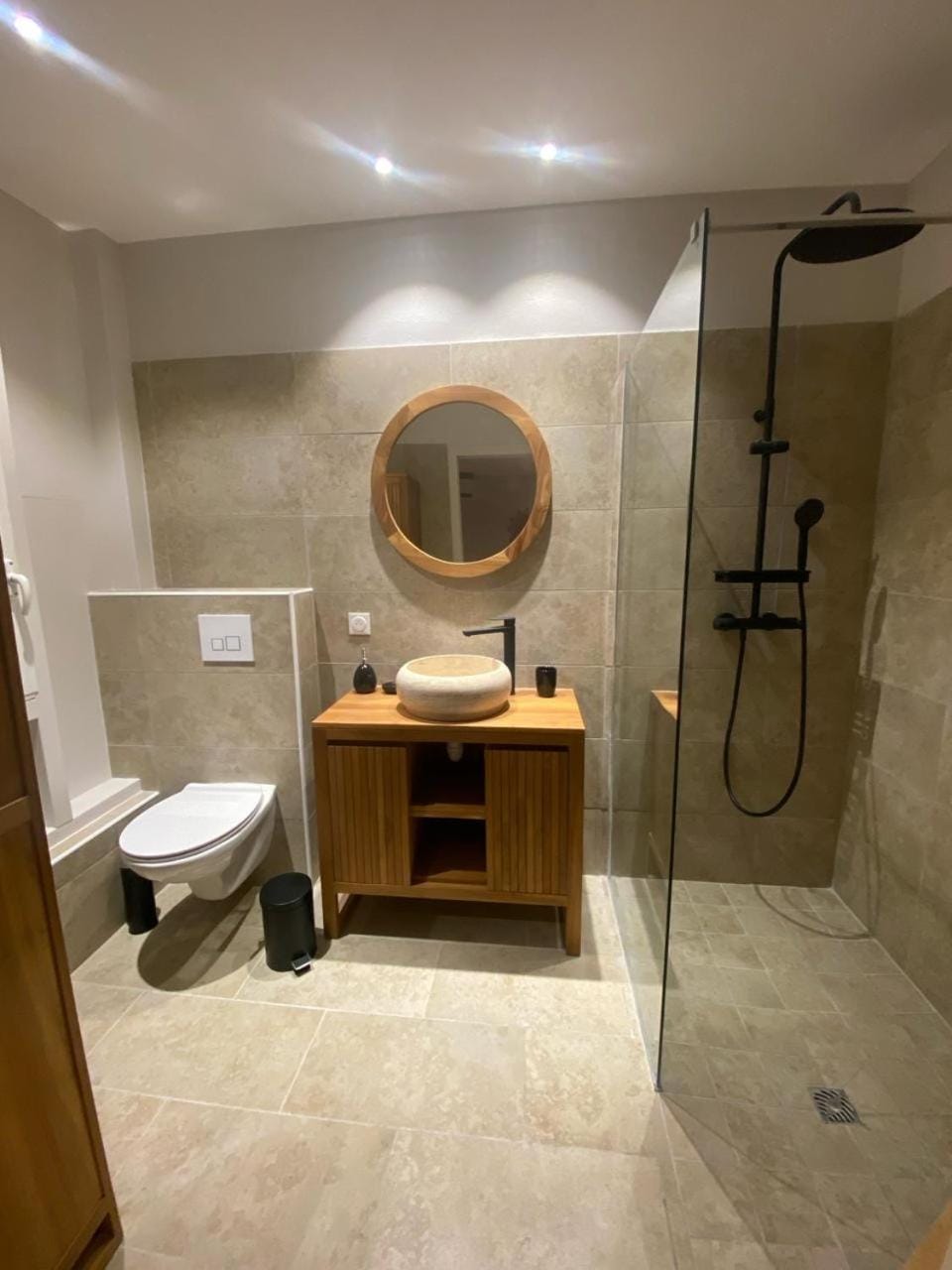 Shower, Toilet, Bathroom