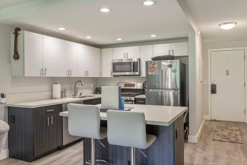 Kihei Akahi C103-Remodeled ground floor Kihei condo, walk to beach Apartment in Wailea