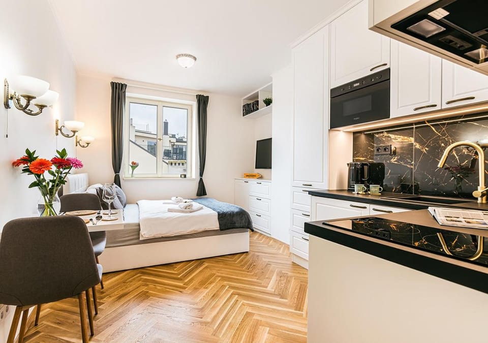 TV and multimedia, Kitchen or kitchenette