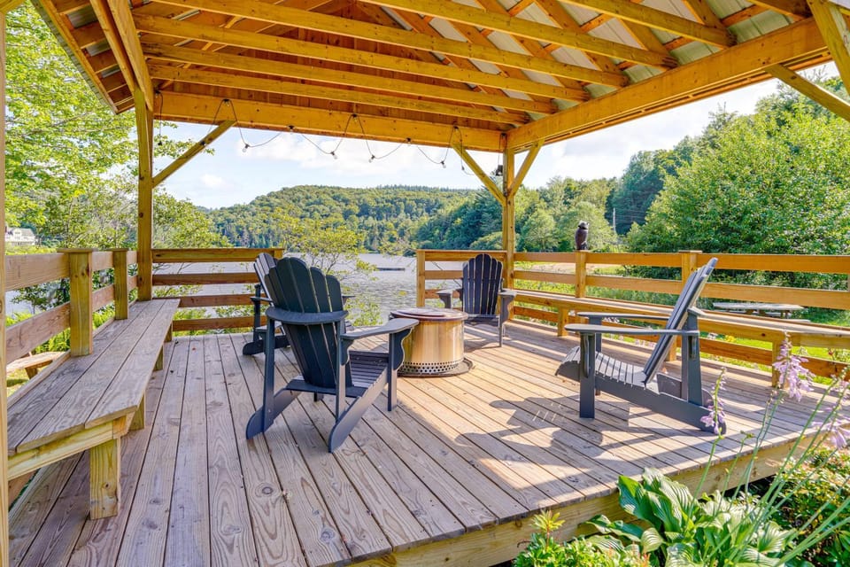 Spacious Wilmington Cabin: Walk to Lake Cabin in Wilmington