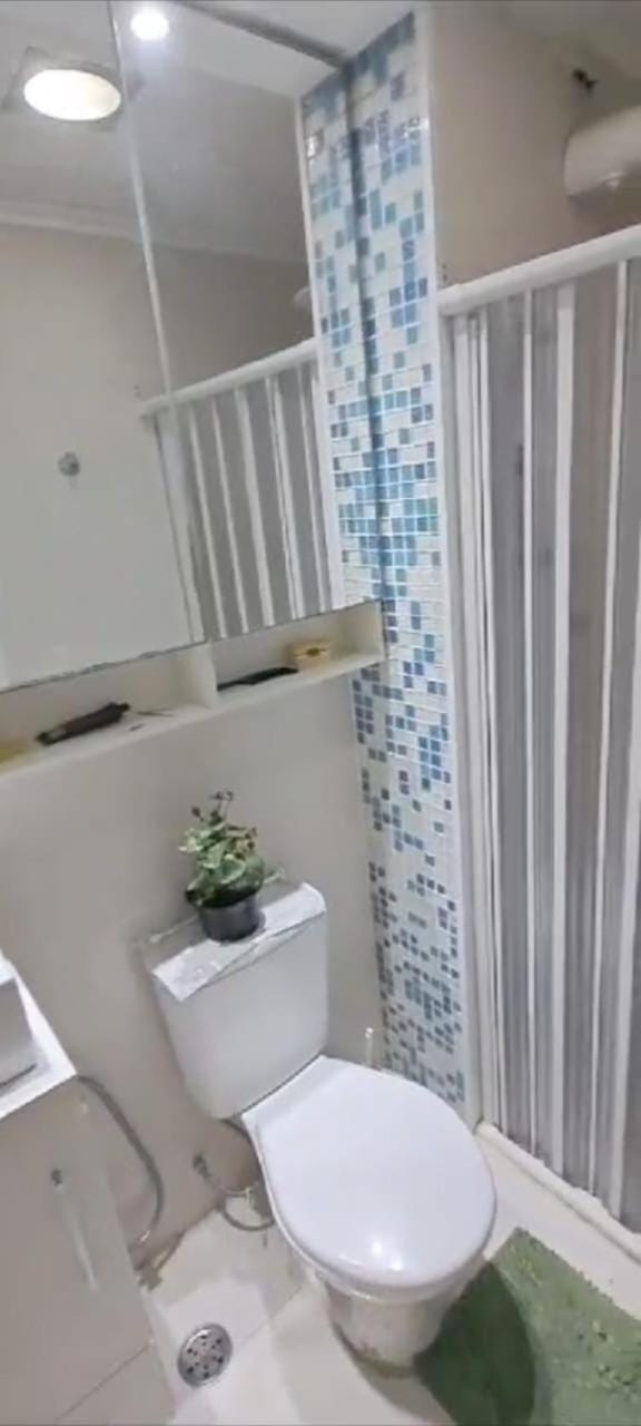 Shower, Toilet, Bathroom, bidet