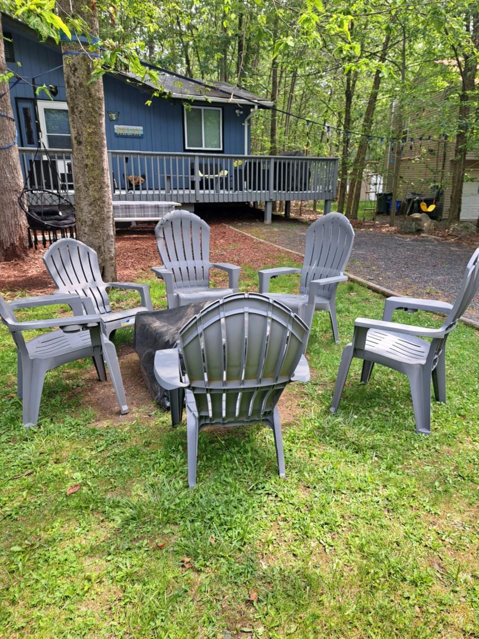 Fun Home in Pocono with Gameroom-Firpit-BBQ Grill-TV and AC in all rooms House in Tobyhanna