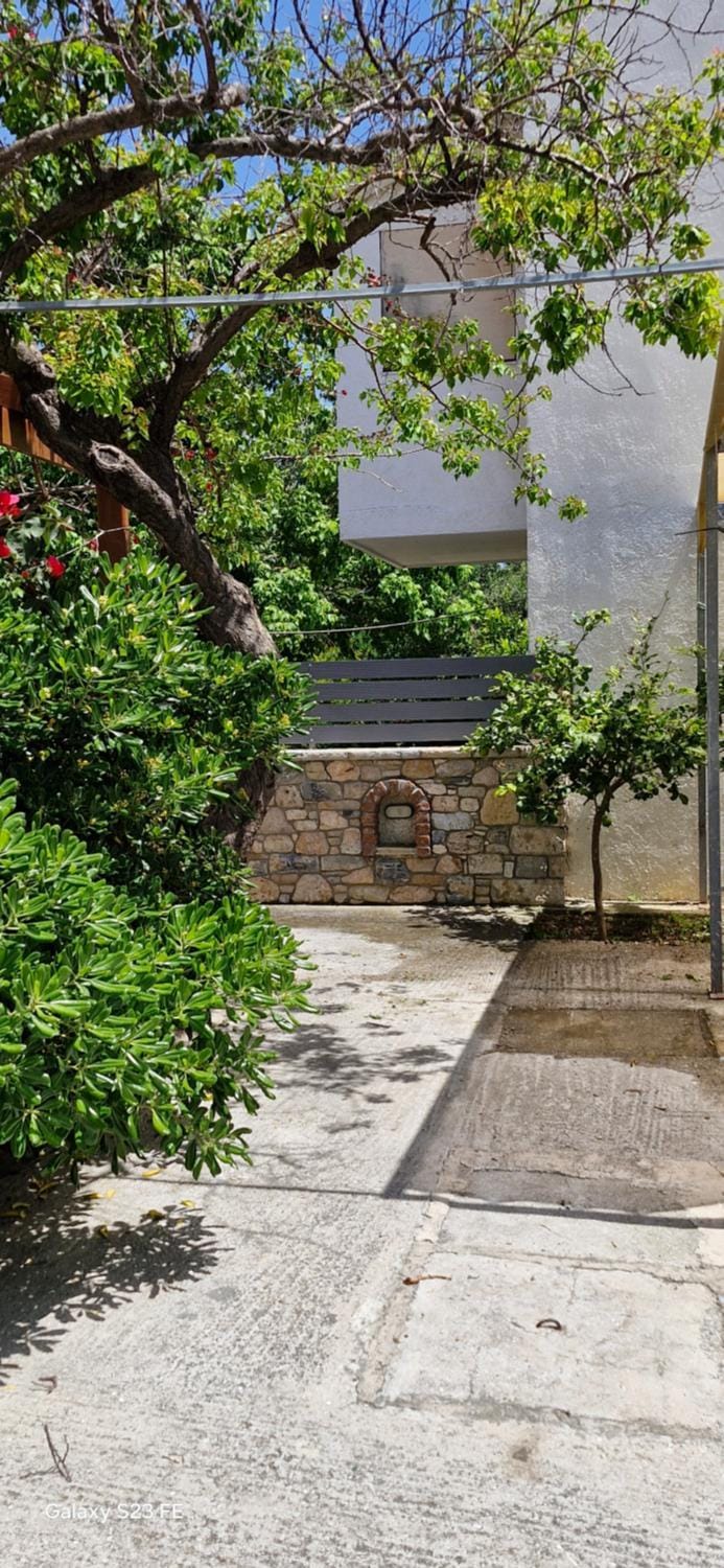 Το πετρινο σπιτι Apartment in Samos, Greece