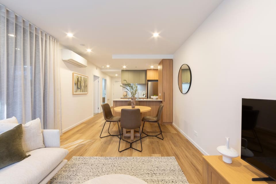 Living room, Dining area