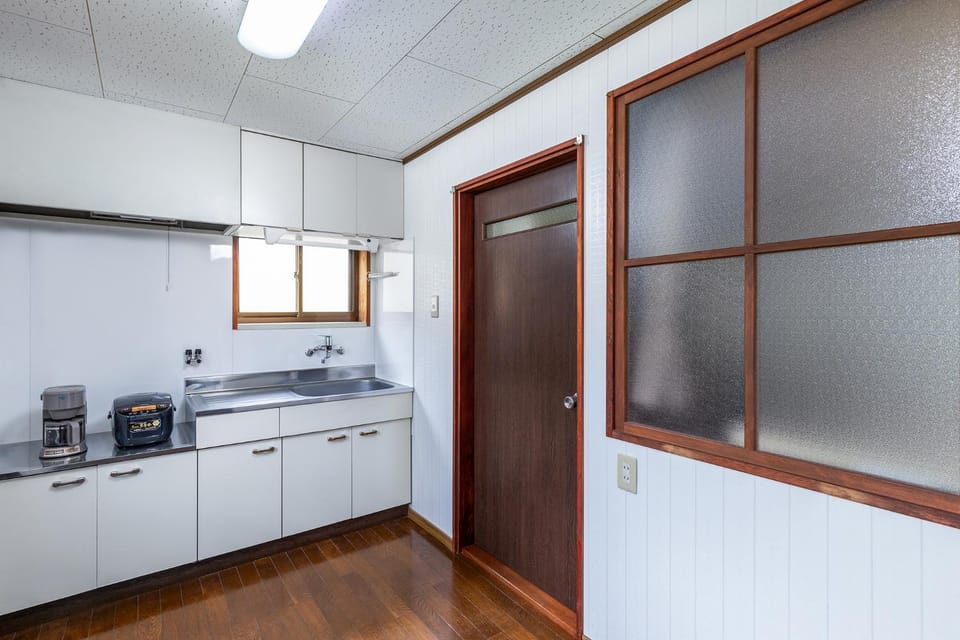 Shower, Bathroom, Kitchen or kitchenette