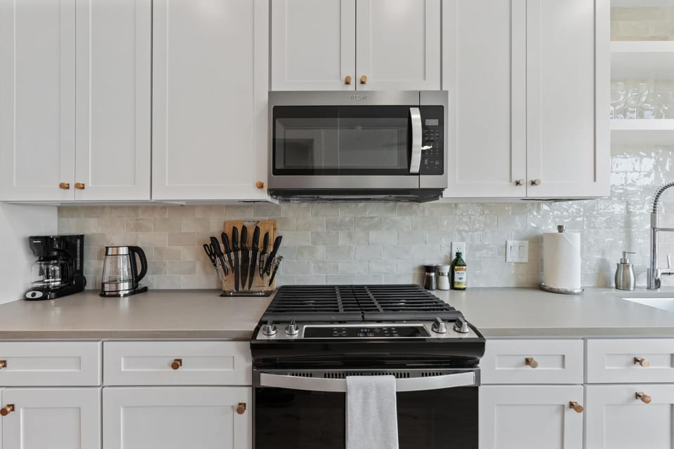 Kitchen or kitchenette, stove