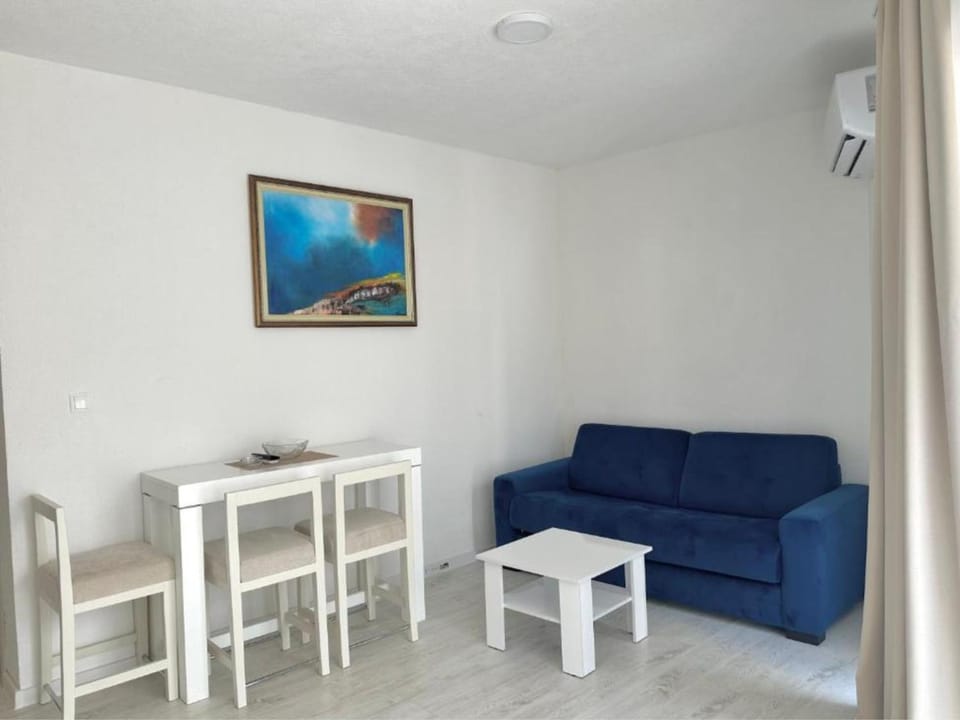 Apartments Sea Side Apartment in Budva Municipality