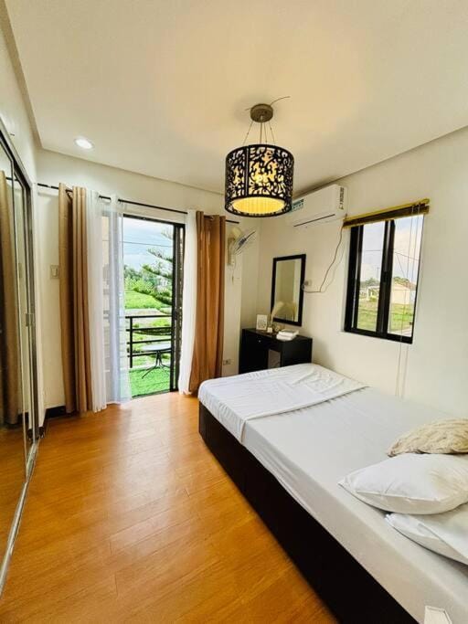 Bed, Bedroom, VIP