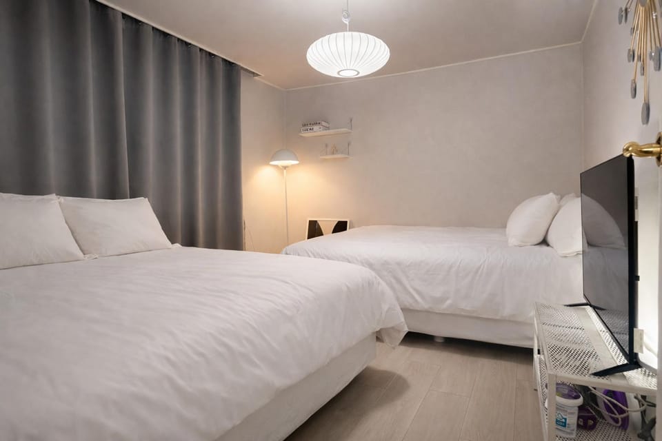 k-9 Hongdae Yeontral park Apartment in Seoul