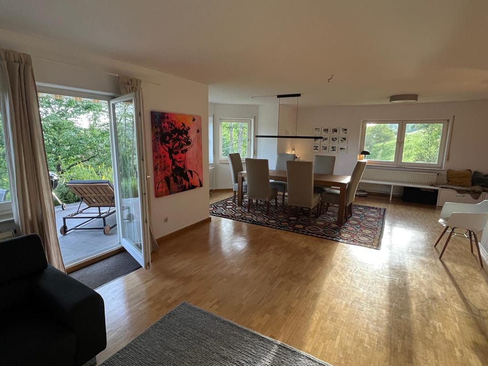 Living room, Seating area, Dining area