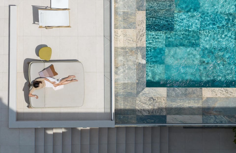 Pool view, Swimming pool