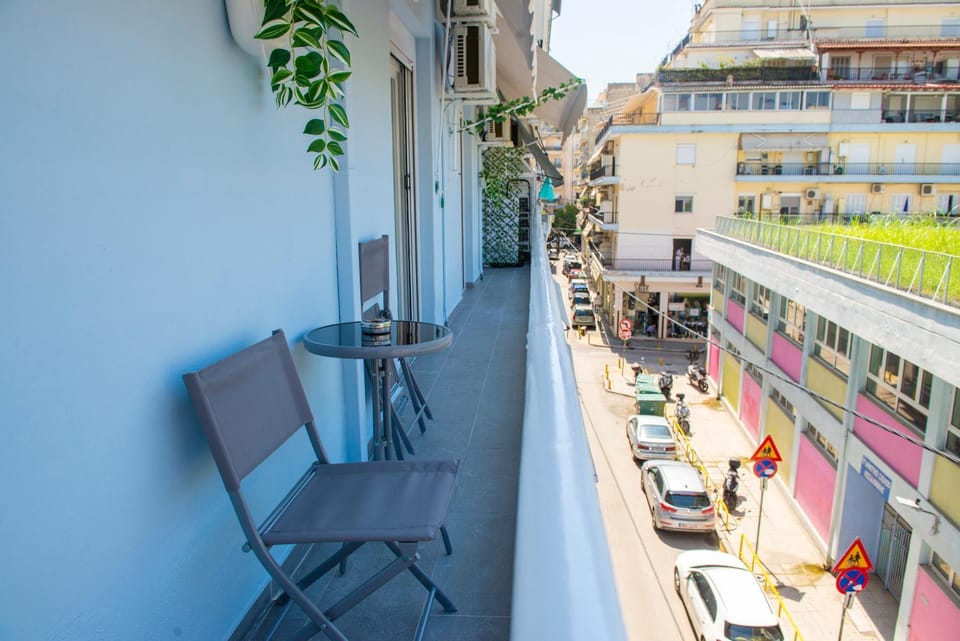 Balcony/Terrace, City view