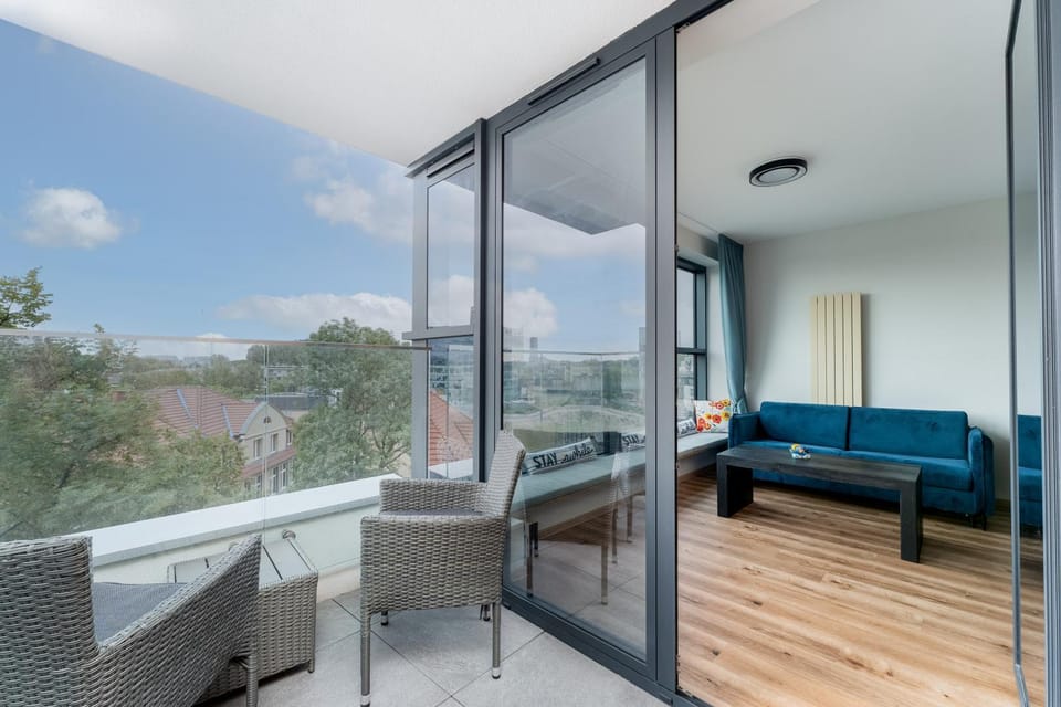 View (from property/room), Balcony/Terrace, Seating area