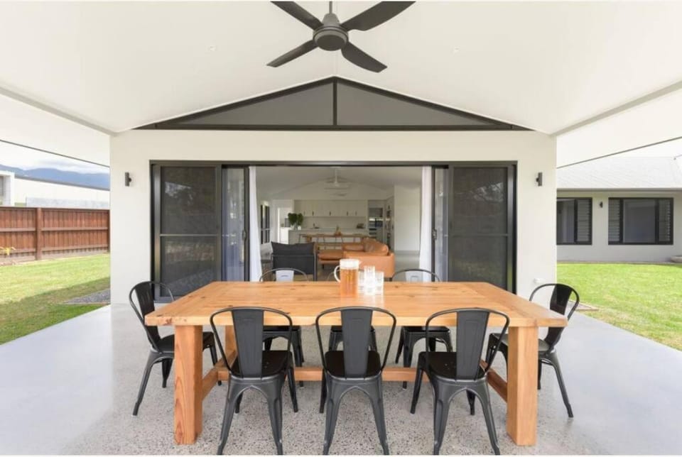 Eleven Watson Guesthouse House in Mossman
