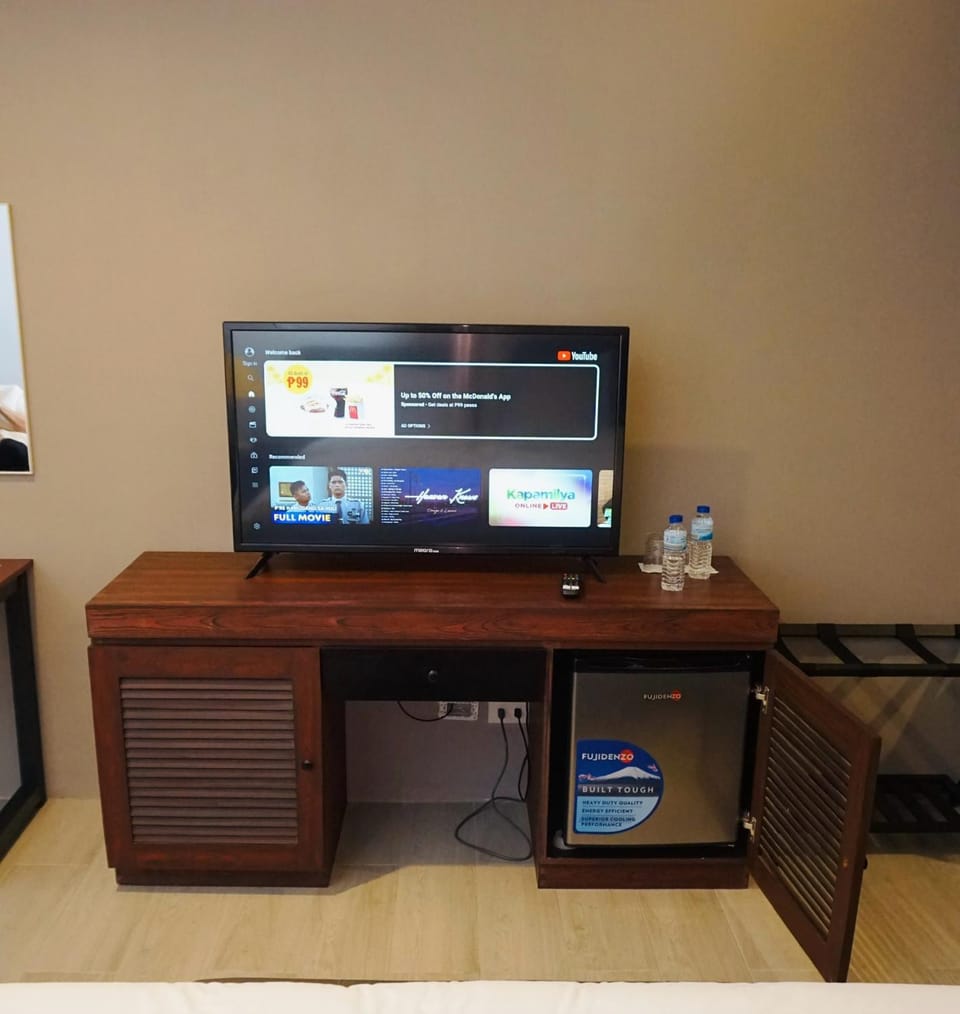 TV and multimedia, Evening entertainment