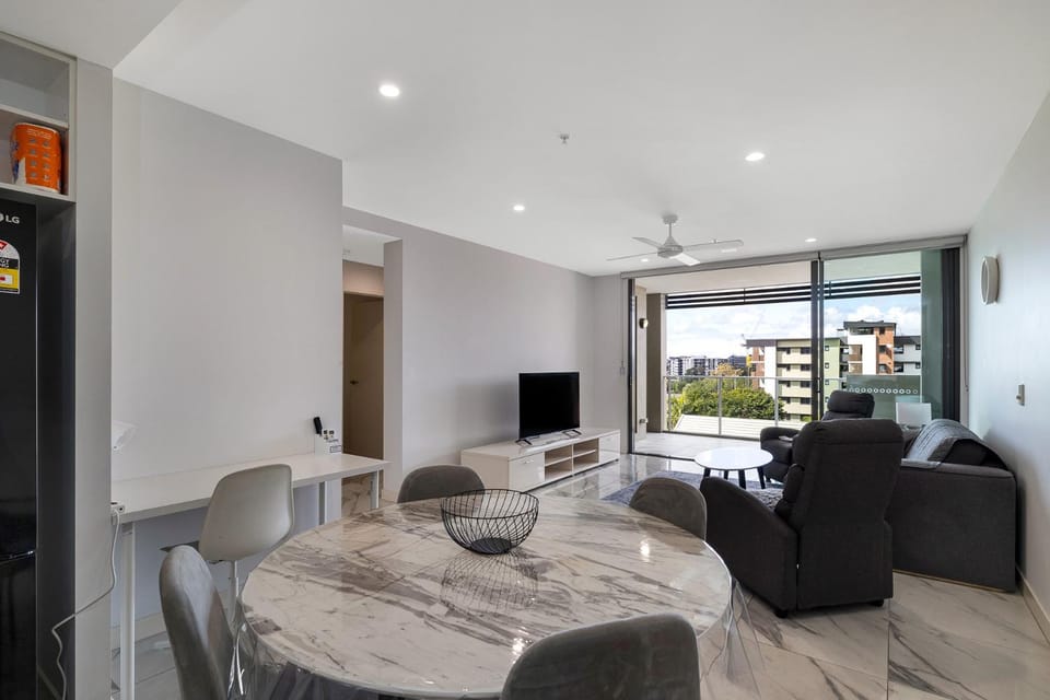 Spacious 2 bedroom Apartment in Woolloongabba Apartment in Brisbane