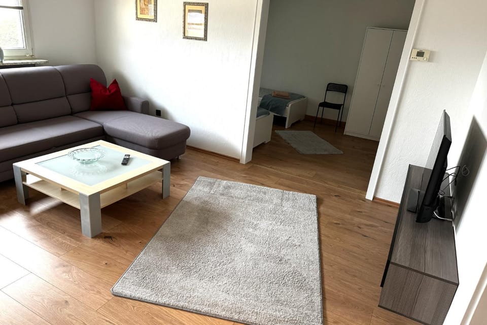 Communal lounge/ TV room, TV and multimedia, Living room, Seating area, Evening entertainment