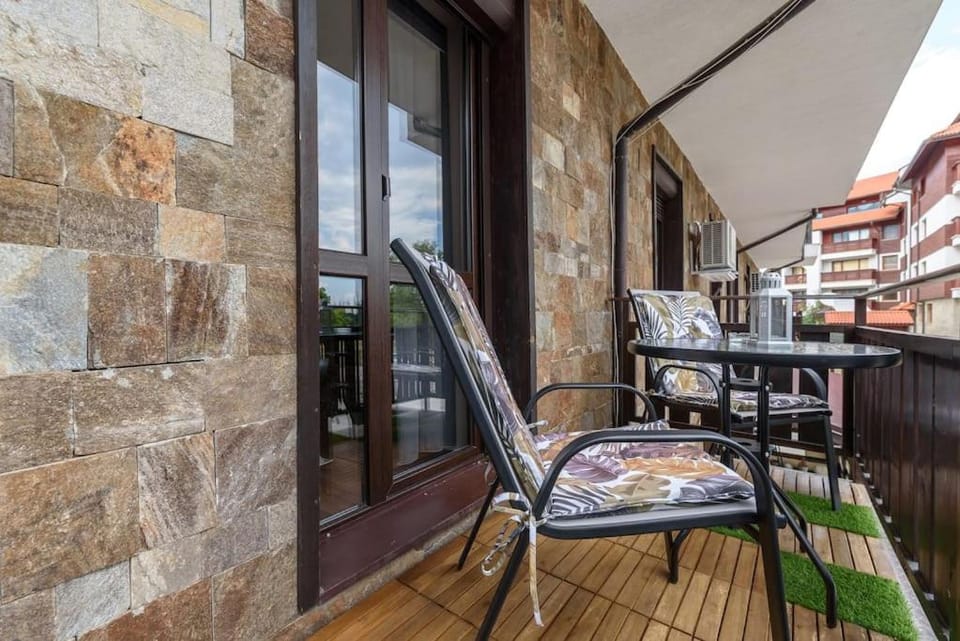 Day, Balcony/Terrace