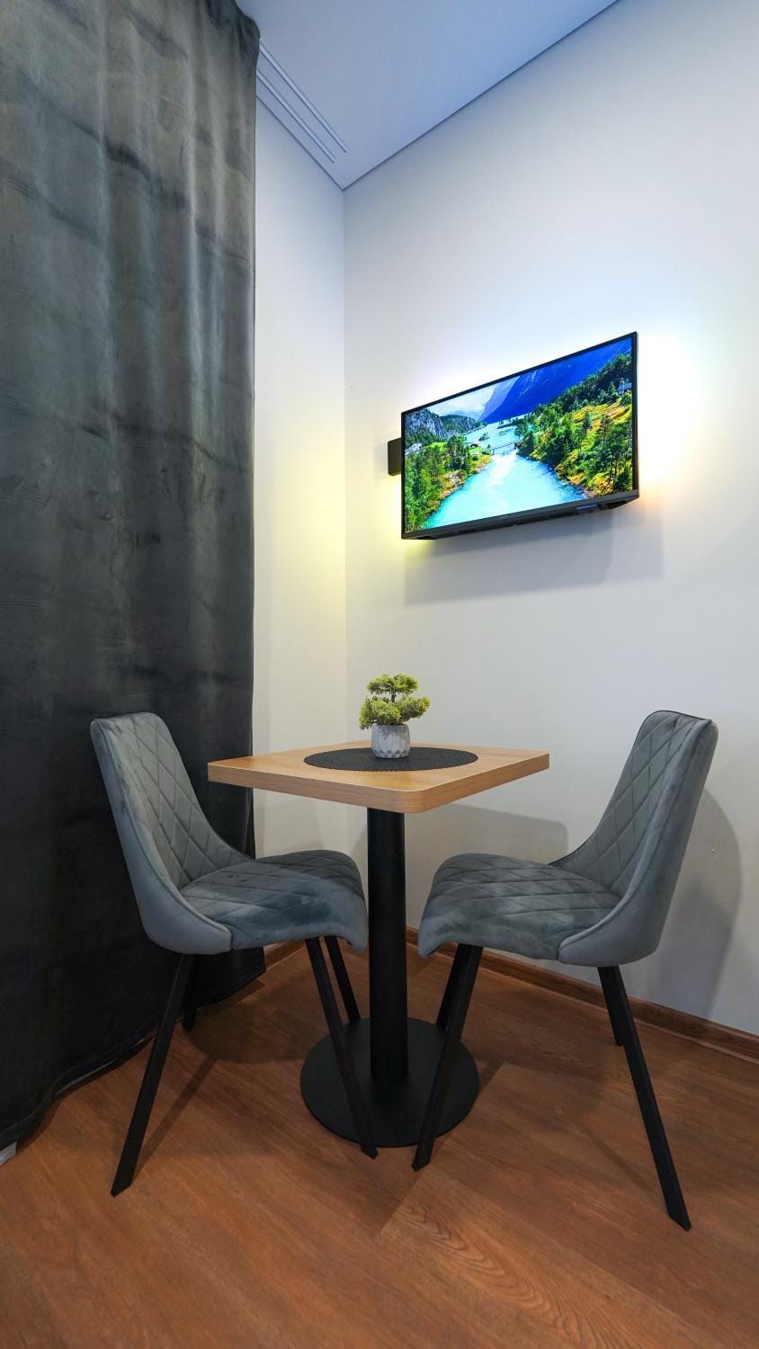 TV and multimedia, Seating area