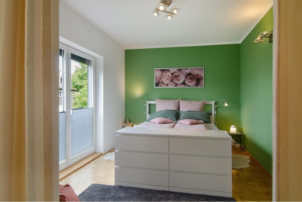 Living room, Bedroom