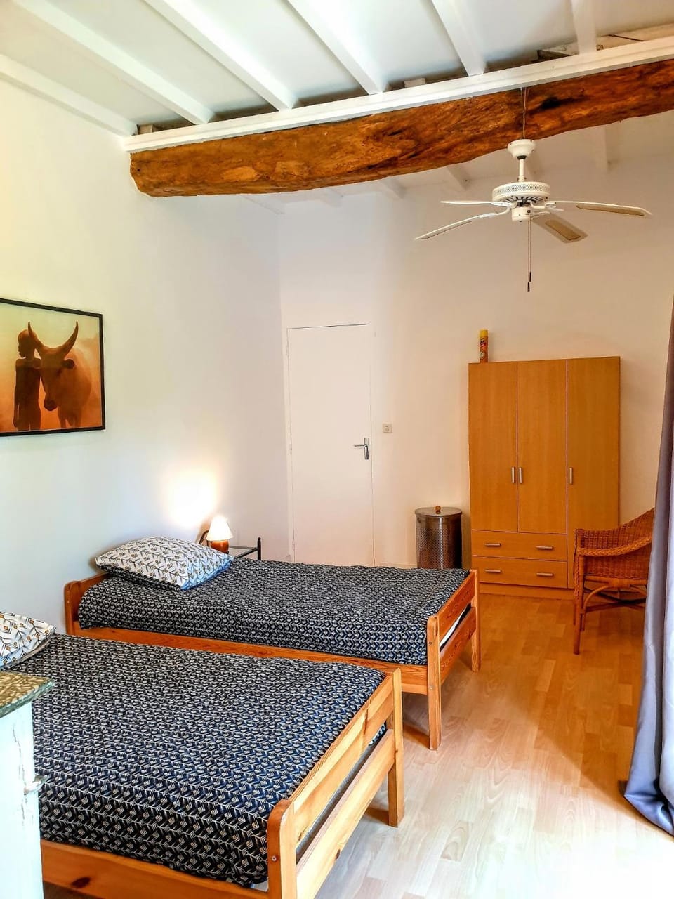 Bed, Photo of the whole room, Bedroom