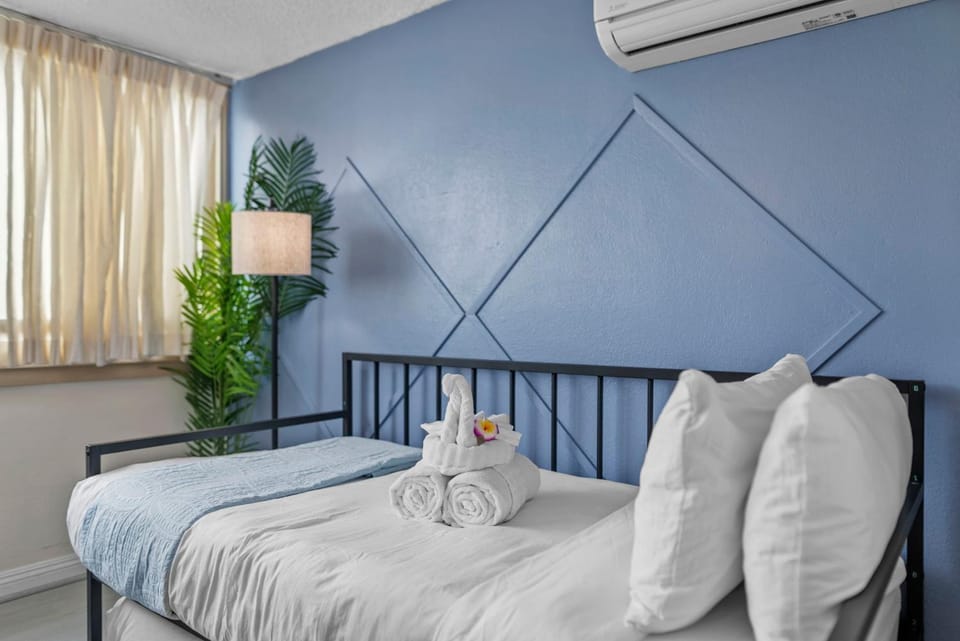 Stylish 1BR Waikiki Condo Near Beach Apartment in Honolulu