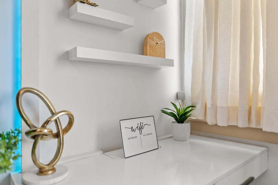 Stylish 1BR Waikiki Condo Near Beach Apartment in Honolulu