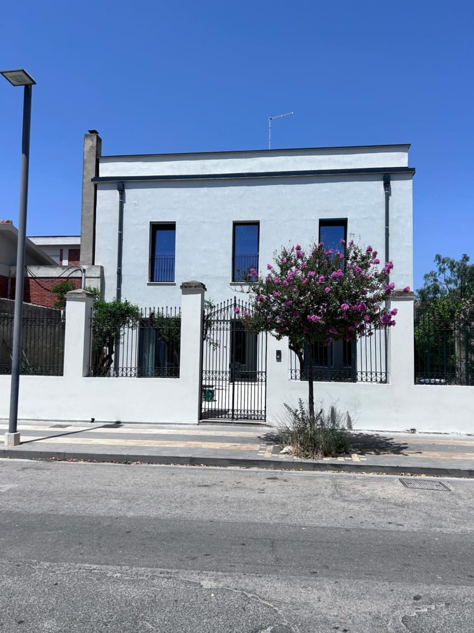 Property building, Day