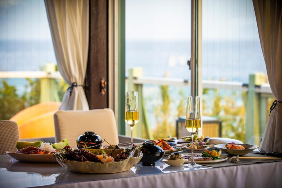 Restaurant/places to eat, Food and drinks, Food, Sea view