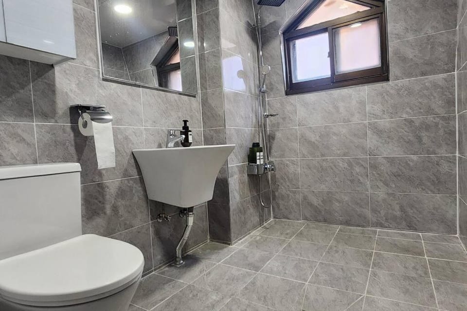 매일, Hongdae Art house Apartment in Seoul