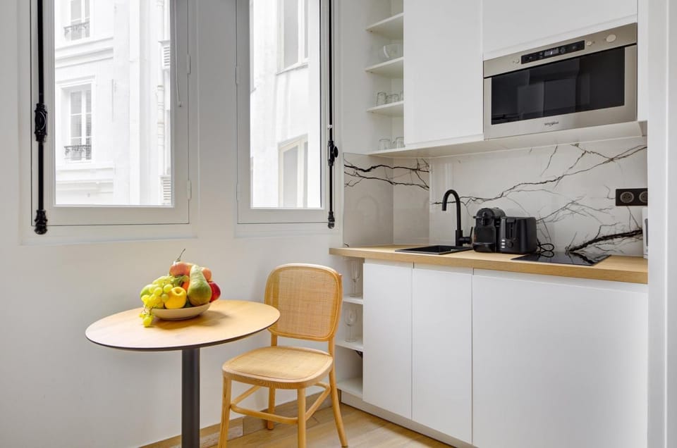 Coffee/tea facilities, Kitchen or kitchenette, Food and drinks, microwave, toaster