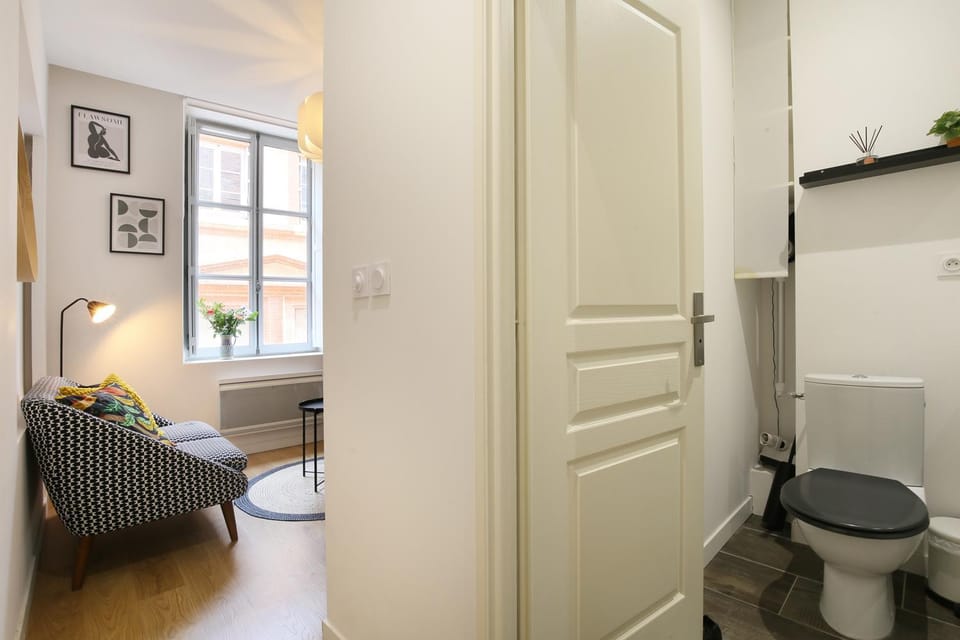 Toilet, Bathroom