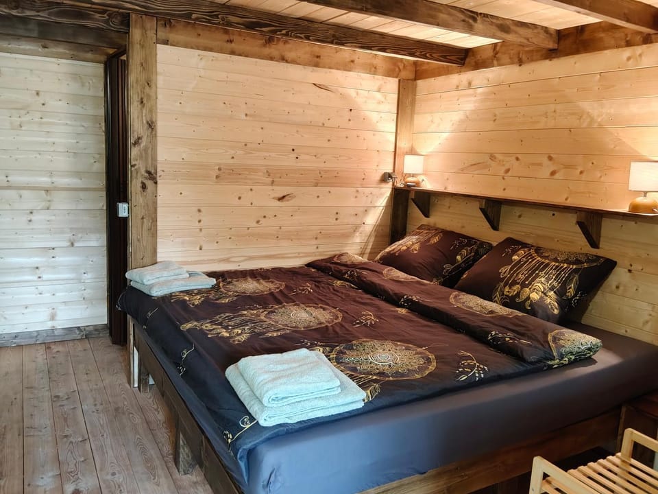 Chata za Świerkami Vacation rental in Lower Silesian Voivodeship