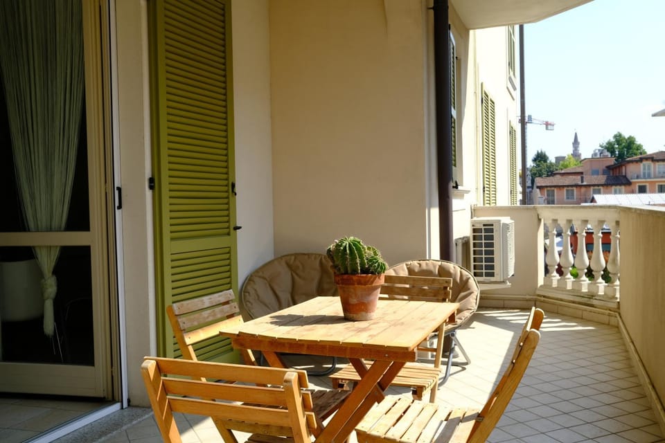 Day, Balcony/Terrace, Dining area