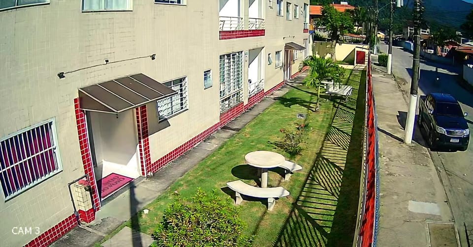 Apto 2 quartos a 50 metros do Perequê Apartment in Ubatuba