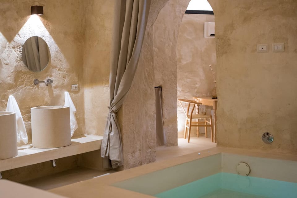 Hot Tub, Photo of the whole room, Bath