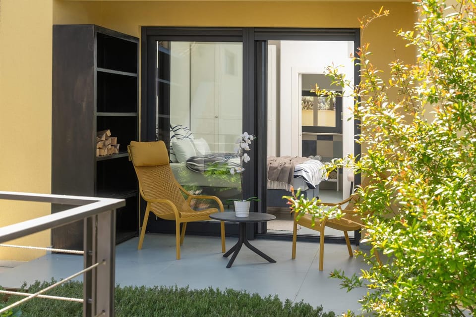 Patio, Garden, Balcony/Terrace, Seating area, Garden view