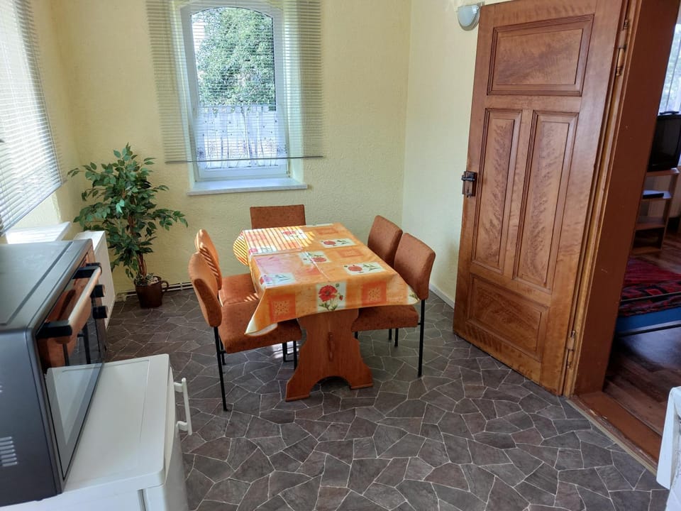 Handwerkerunterkunft Mieszkanie dla monterów Waschmaschine Parkplatz WiFi kostenlos Apartment in Saxony