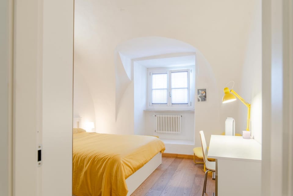 Casa Felicita, 2 rooms by HAPPYHOSTORINO Apartment in Turin