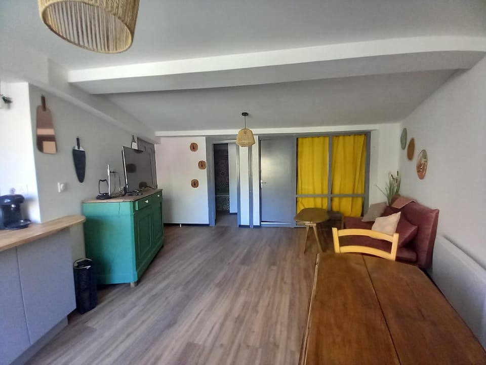 T2 cosy avec terrasse privative Apartment in Occitanie