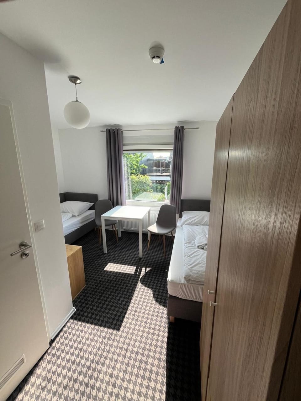 Bed, Photo of the whole room, Seating area, wardrobe