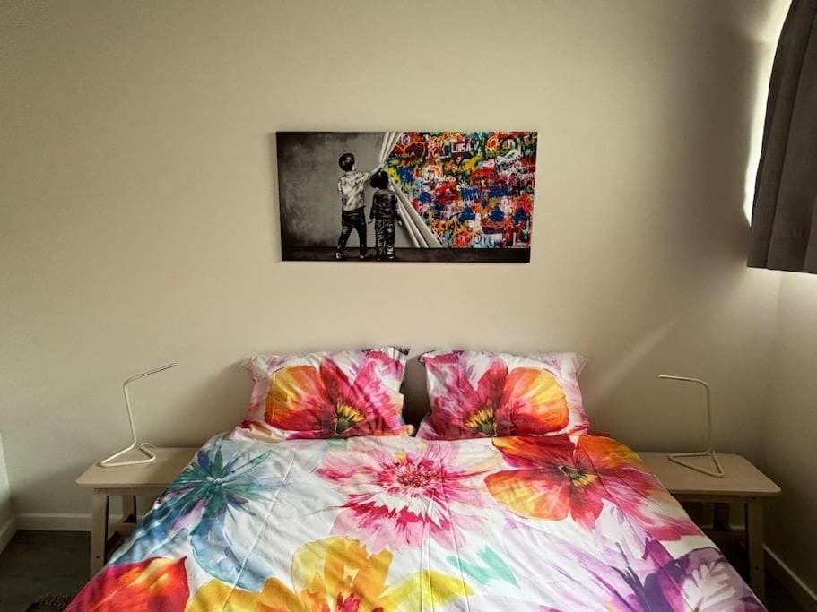 Bed, Decorative detail, Bedroom