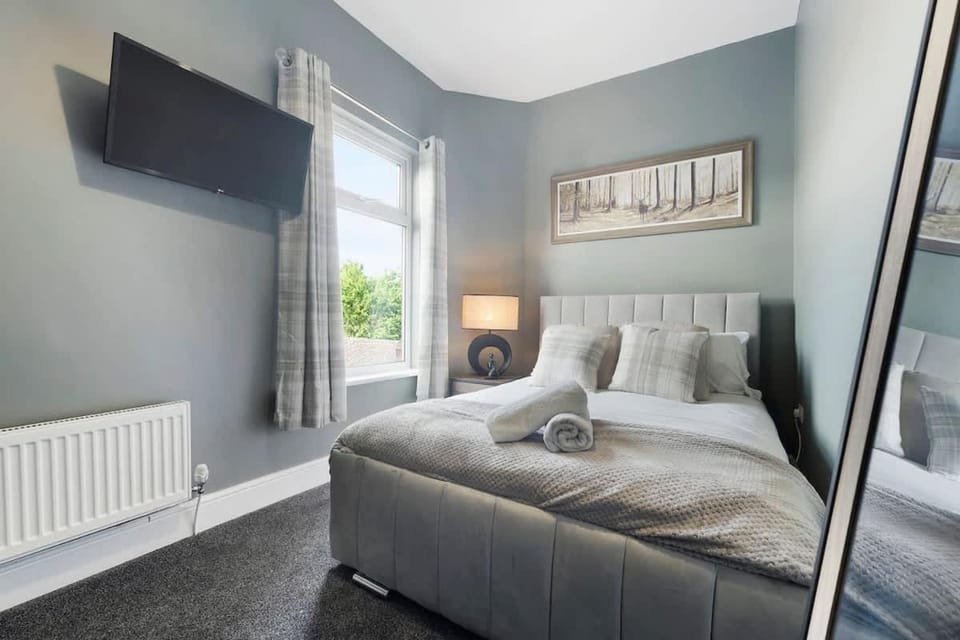 NEW! 2BR in Darlington House in Darlington