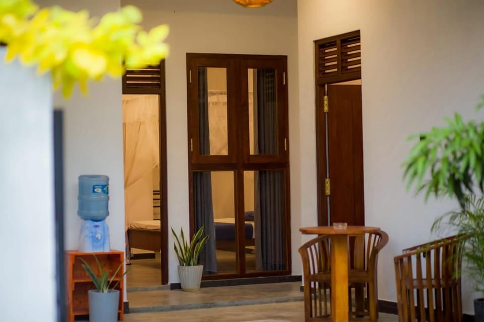 Chathu Villa Bed and Breakfast in Kamburugamuwa